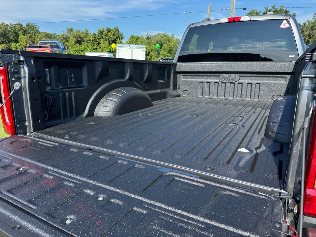 New 2026 Ford F350 Lariat image 18