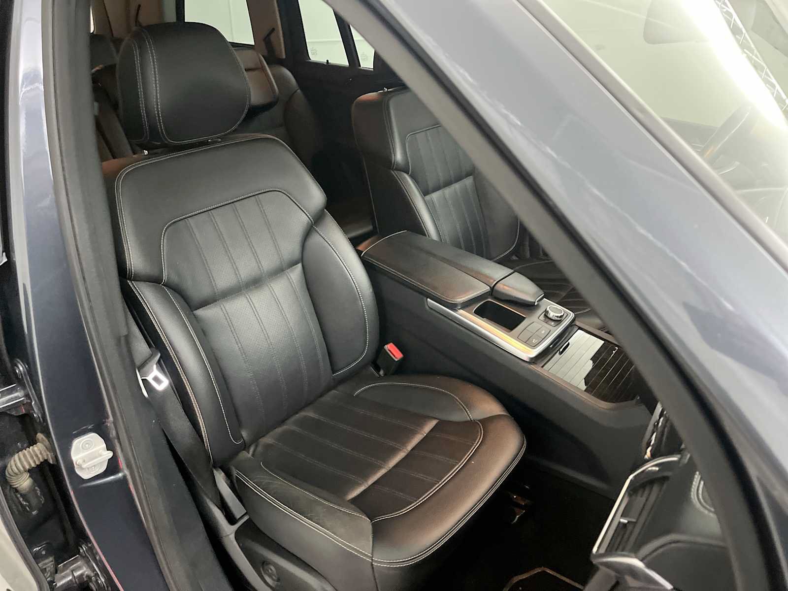 Used 2016 Mercedes-Benz GL 320 BlueTEC 4MATIC image 33