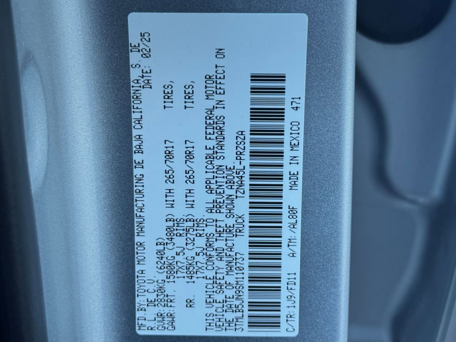 Used 2025 Toyota Tacoma SR image 27