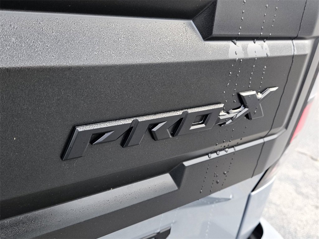 New 2026 Nissan Frontier Pro-X w/ Pro-X Convenience Package image 9