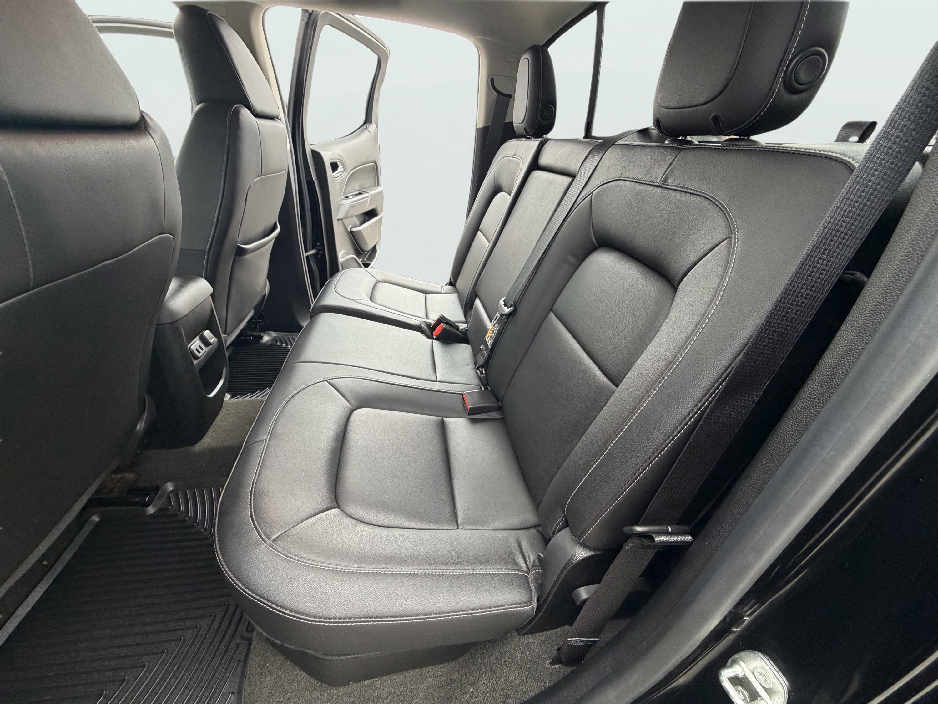 Used 2016 Chevrolet Colorado LT w/ Luxury Package, Chrome image 10