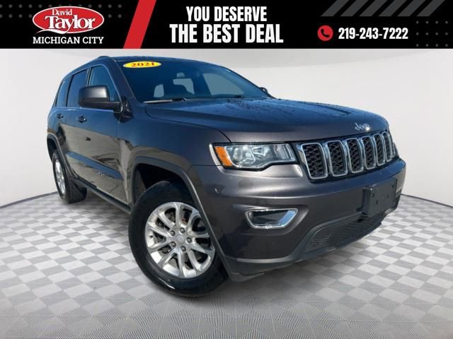 Used 2021 Jeep Grand Cherokee Laredo image 1