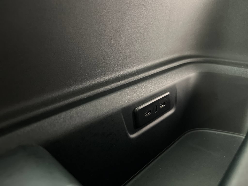 Used 2025 Ford Expedition Active RWD image 40