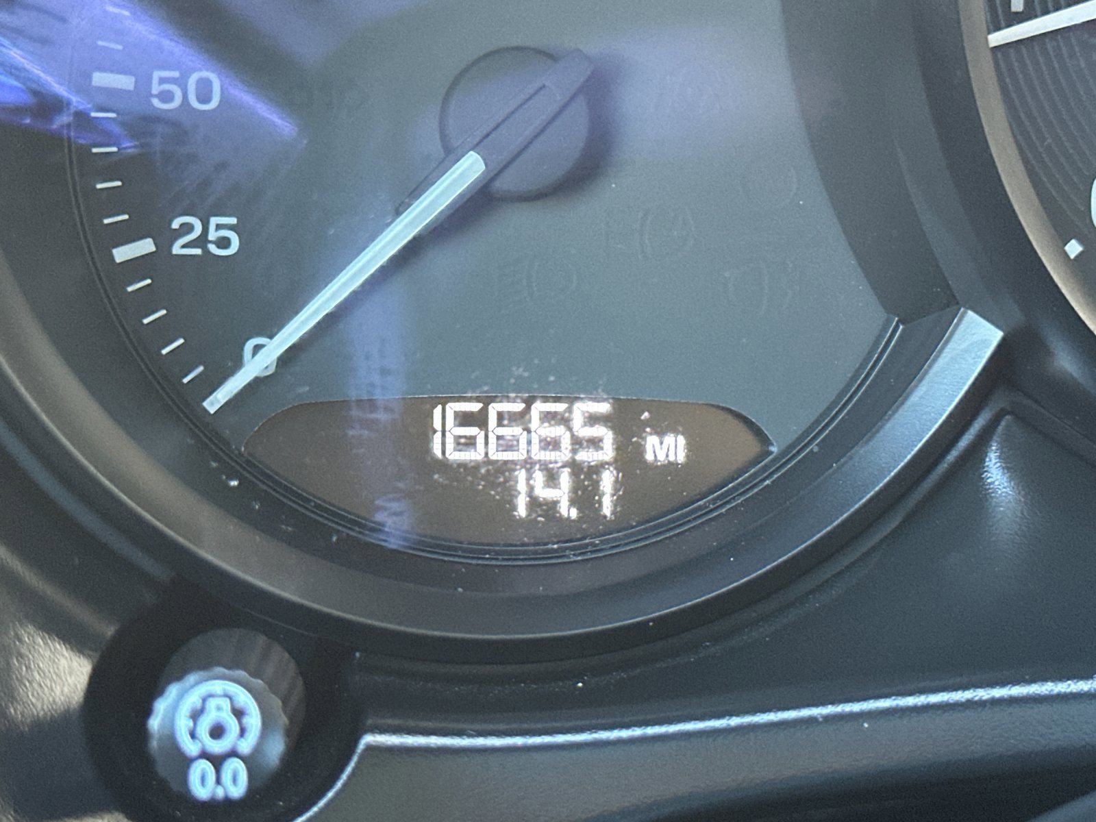 Used 2024 Porsche Macan image 30