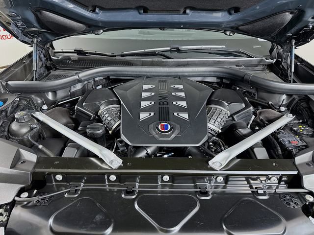 Used 2024 BMW ALPINA XB7 image 33