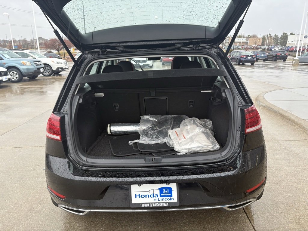 Used 2019 Volkswagen Golf SE w/ Driver Assistance Package image 34