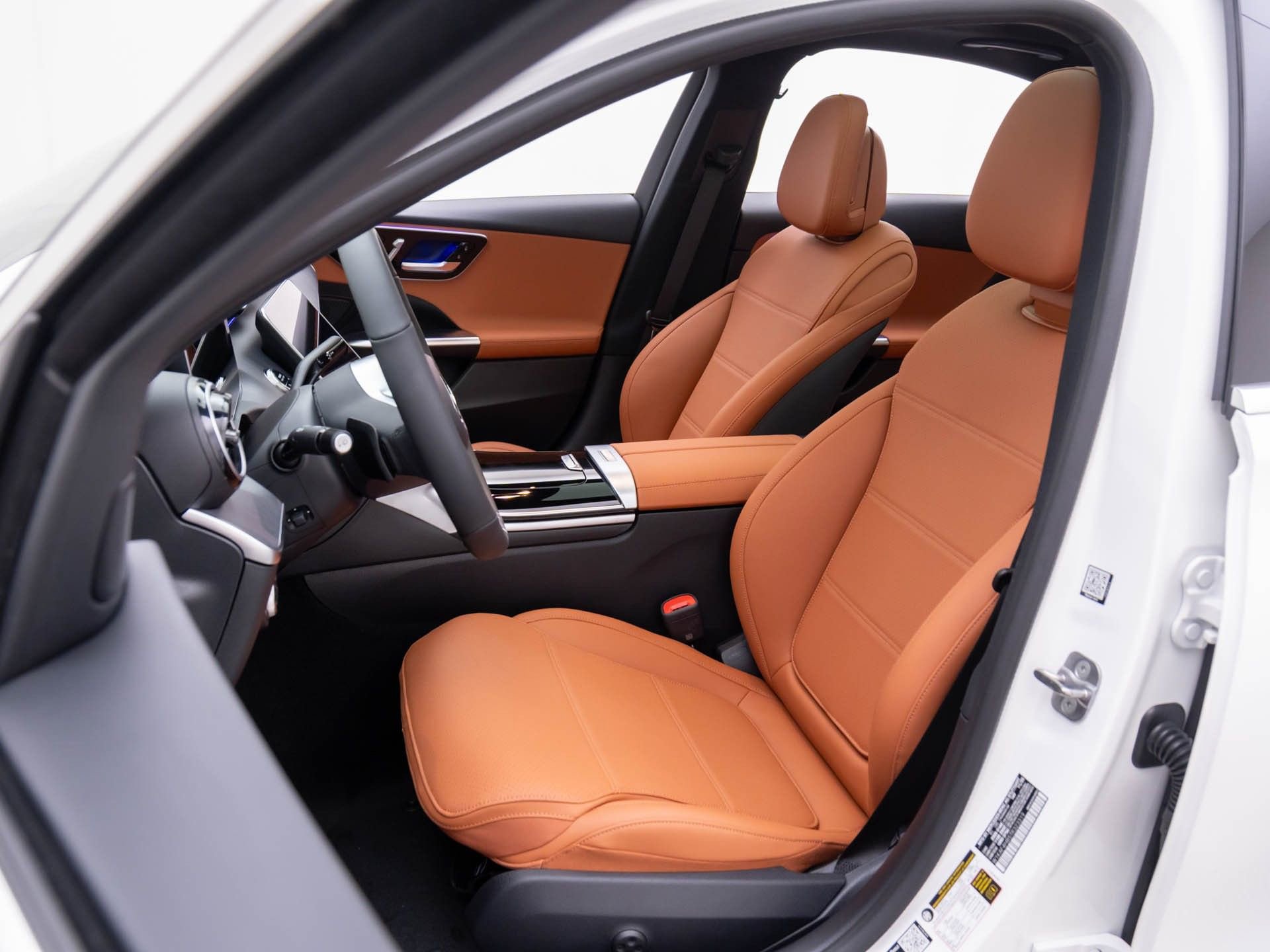 New 2026 Mercedes-Benz C 300 4MATIC Sedan image 18