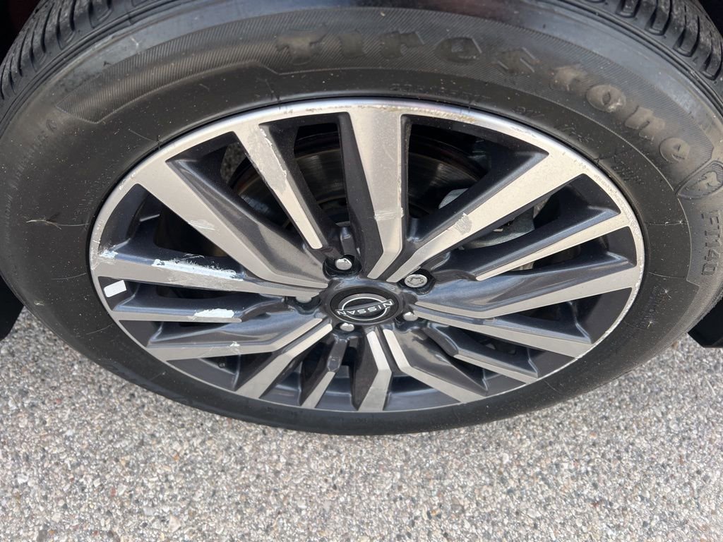 Certified 2024 Nissan Kicks SV image 39