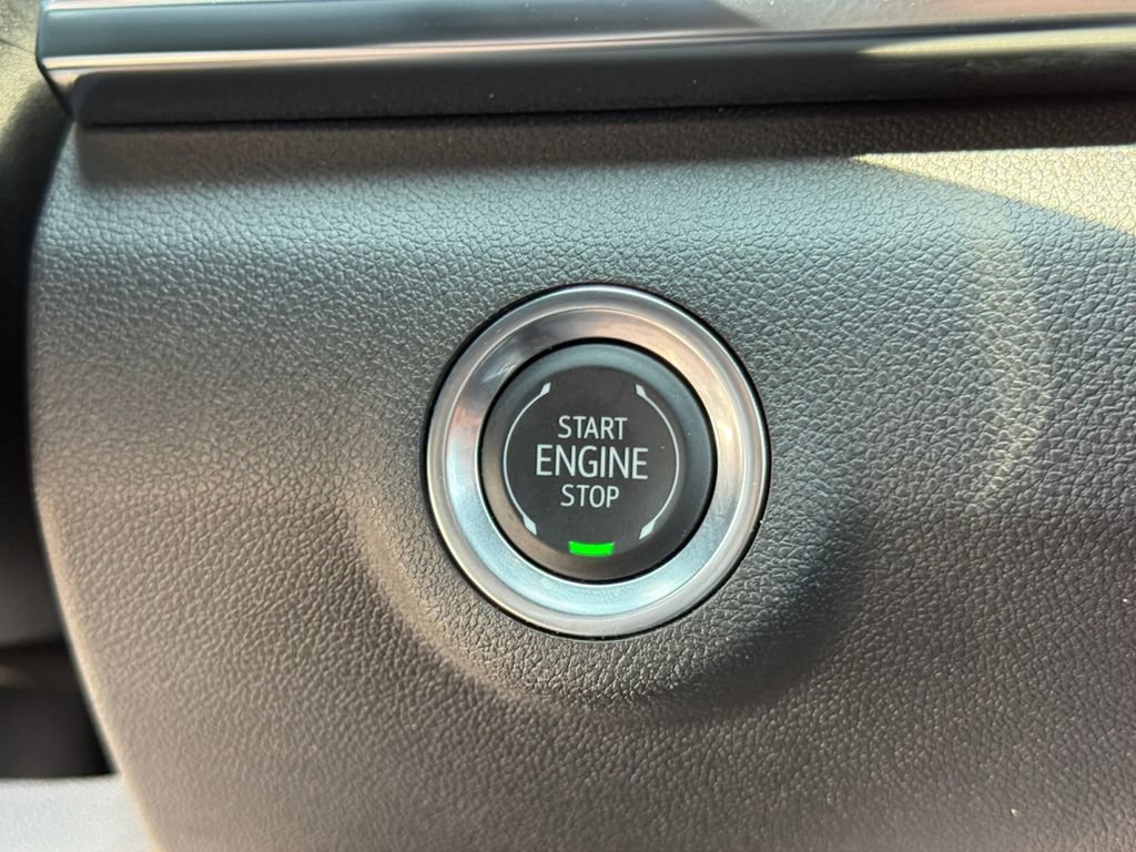 Used 2025 GMC Terrain Elevation w/ Elevation Premium Package AWD/4WD image 29