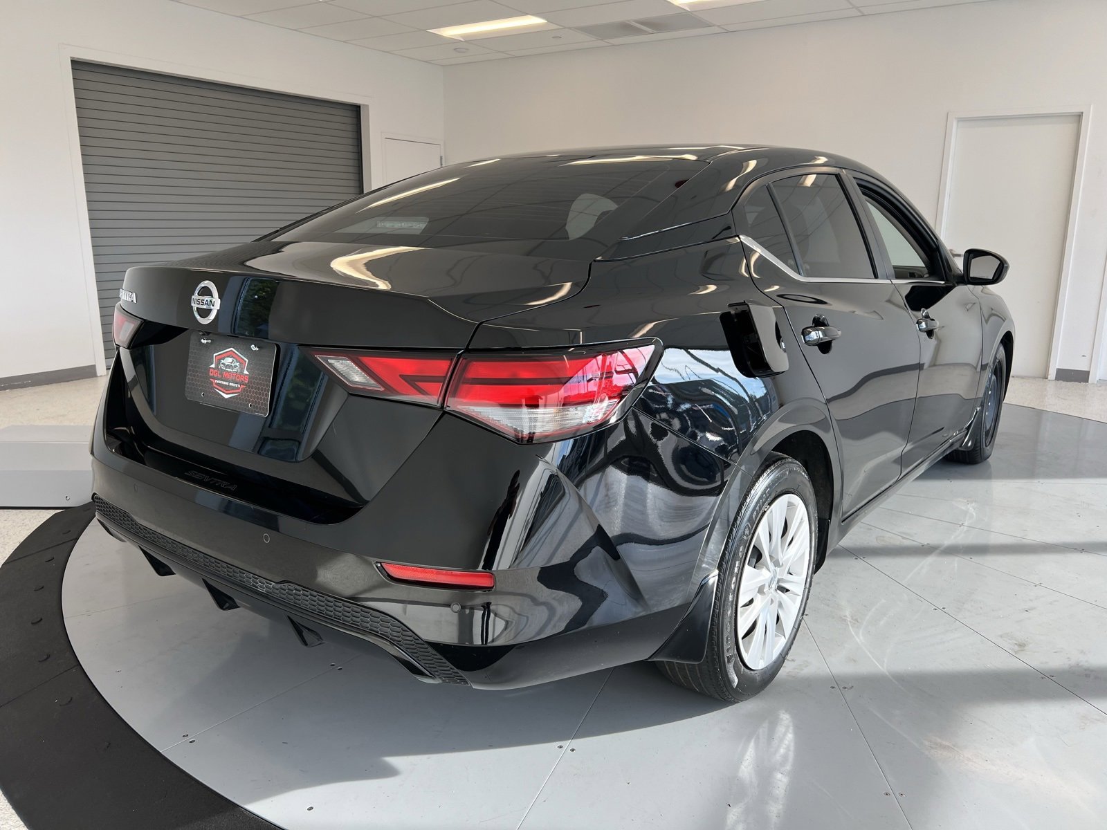 Used 2023 Nissan Sentra S w/ Trunk Package image 48