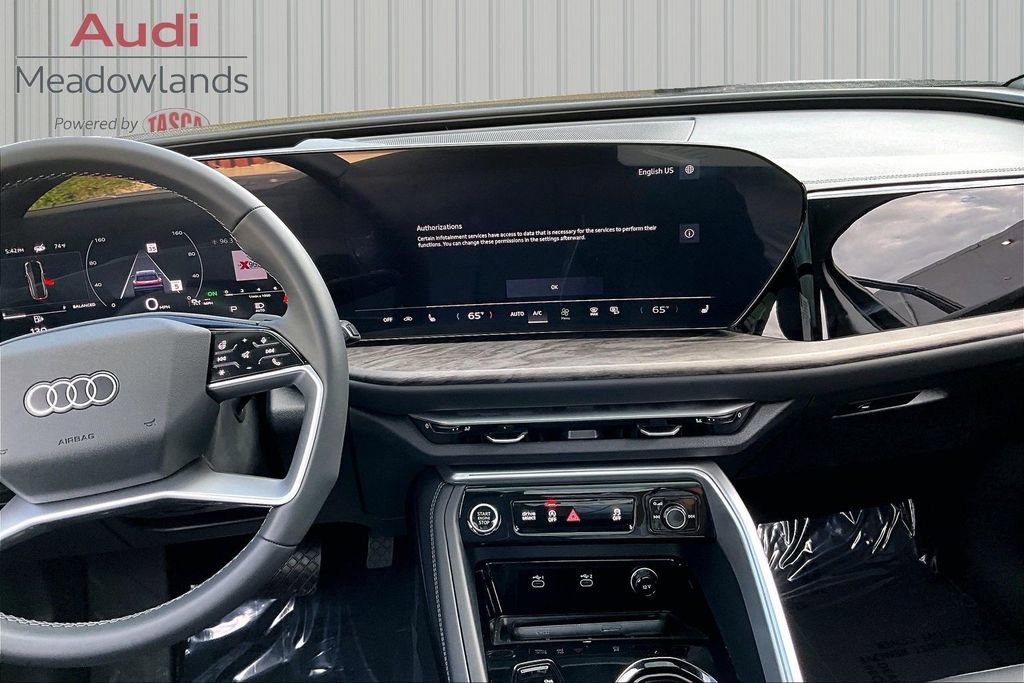 Used 2025 Audi Q5 Premium w/ Convenience Package AWD/4WD image 9