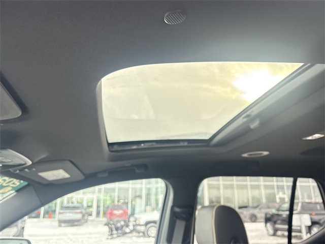 Used 2022 Chevrolet Traverse Premier w/ LPO, Floor Liner Package image 19