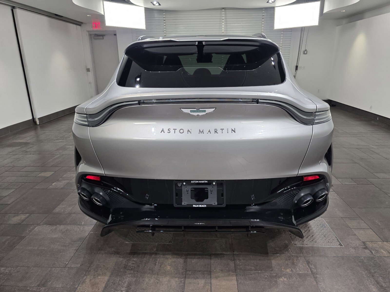 New 2026 Aston Martin DBX 707 image 25