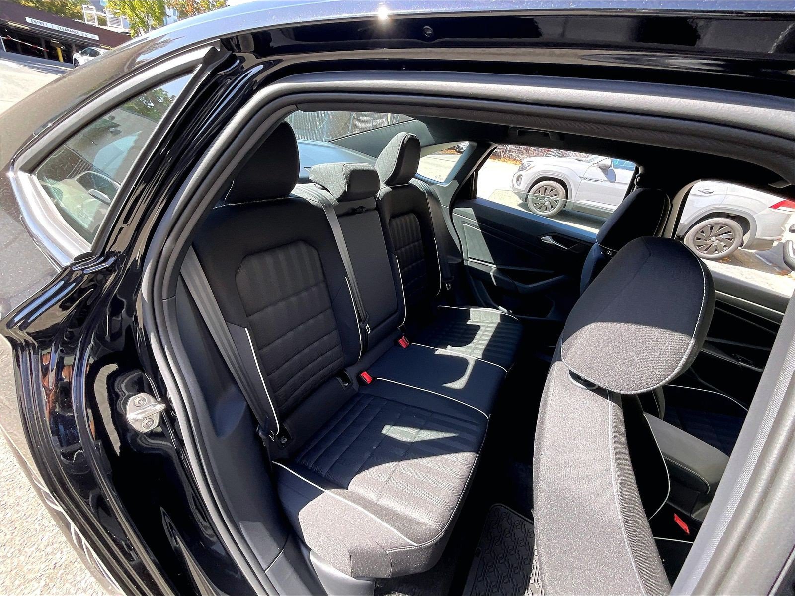 Certified 2024 Volkswagen Jetta Sport FWD image 25