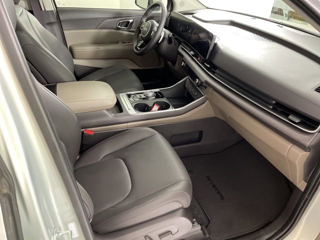 New 2026 Kia Carnival EX image 47