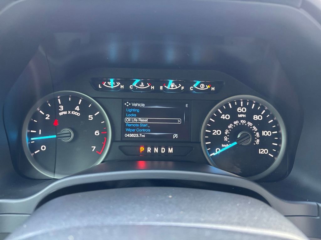 Used 2018 Ford F150 XLT w/ Equipment Group 302A Luxury image 19