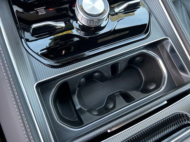 New 2026 Jeep Grand Wagoneer Summit image 20