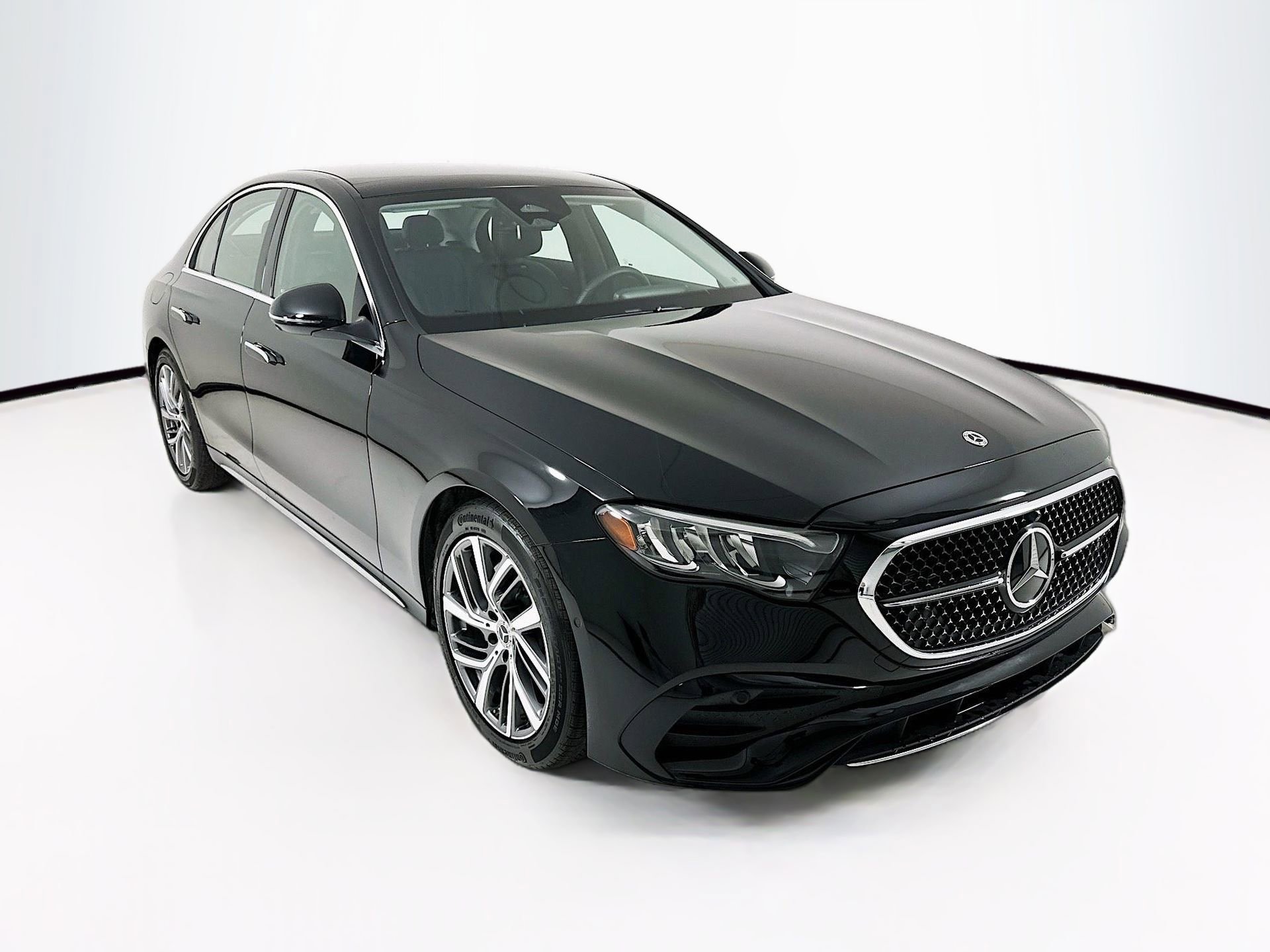 Used 2025 Mercedes-Benz E 350 Sedan image 1