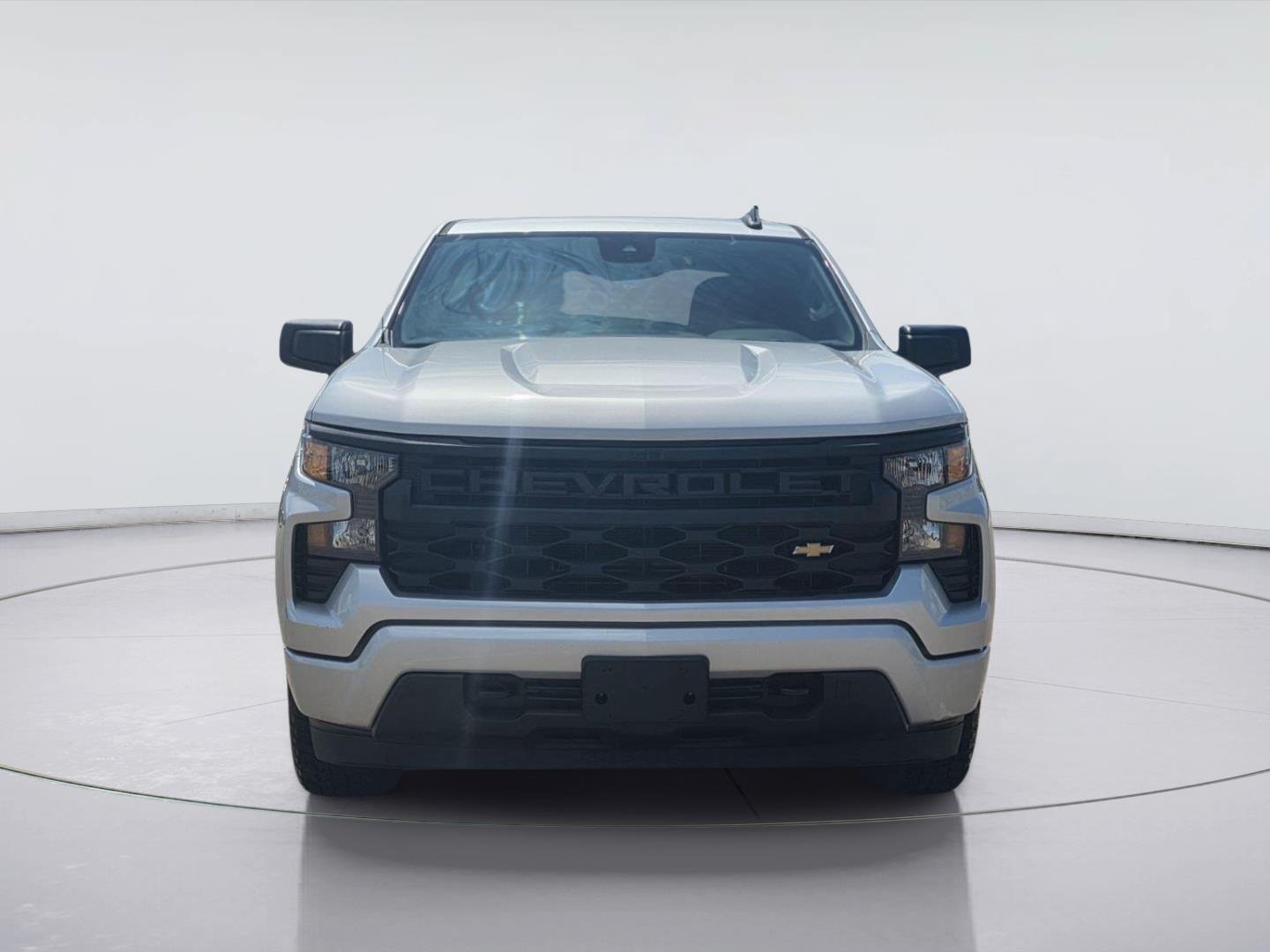 Used 2022 Chevrolet Silverado 1500 Custom AWD/4WD image 2