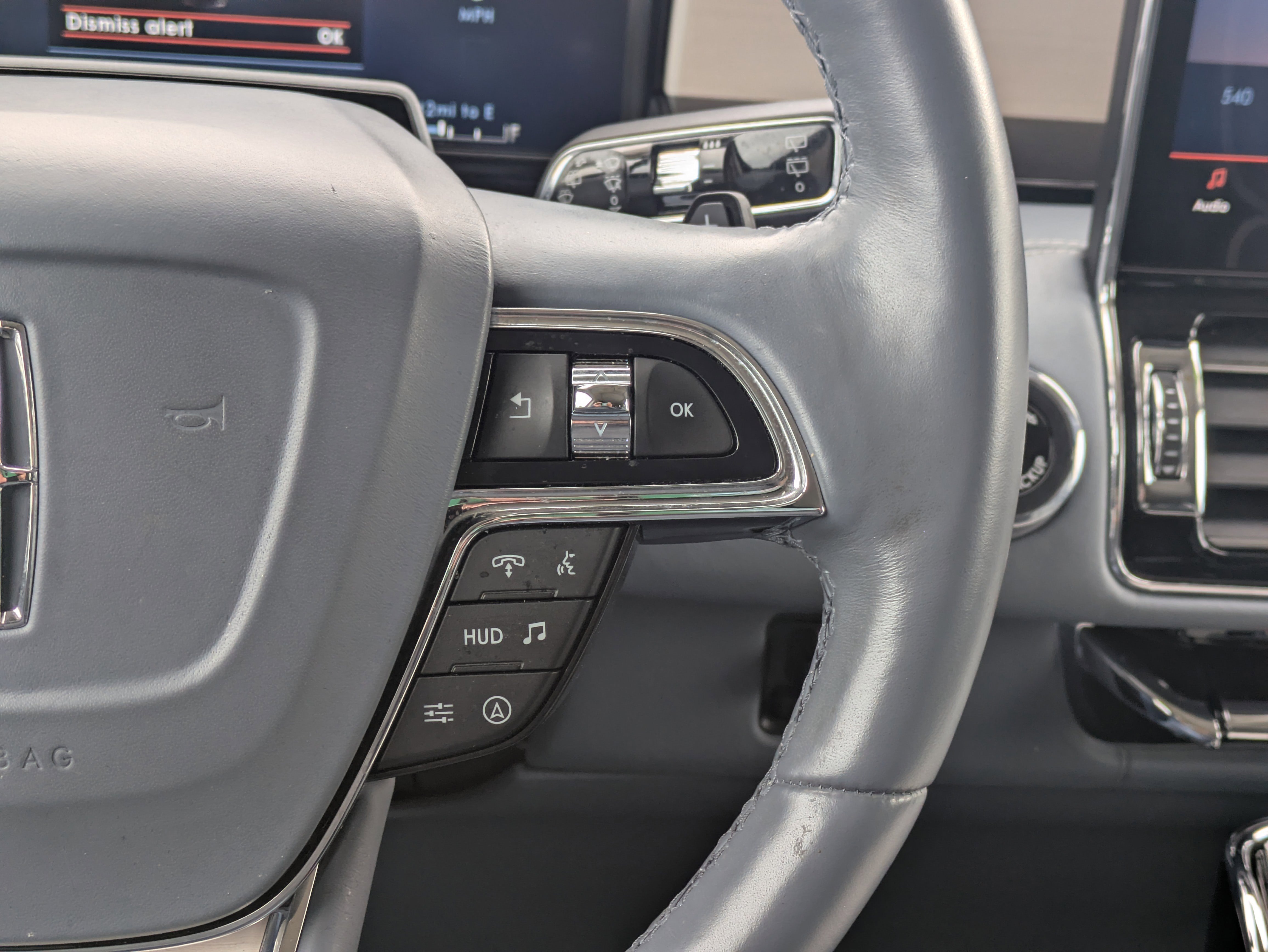 Used 2023 Lincoln Navigator L Black Label image 26