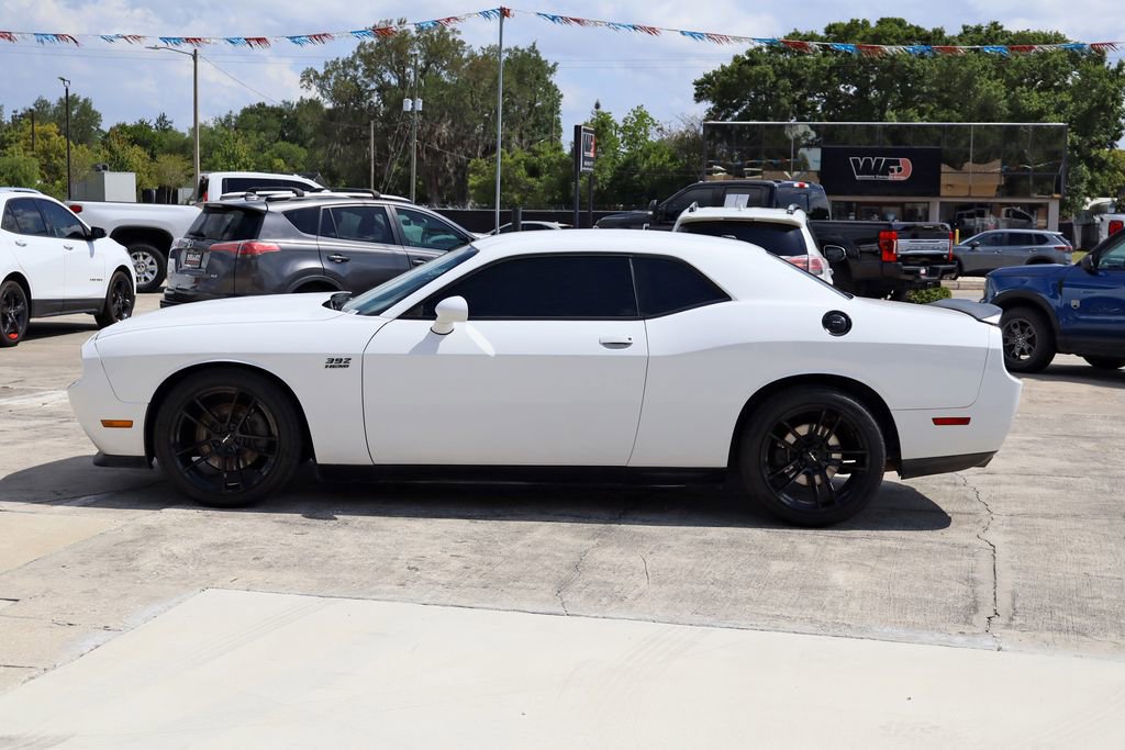 Used 2014 Dodge Challenger R/T RWD image 6