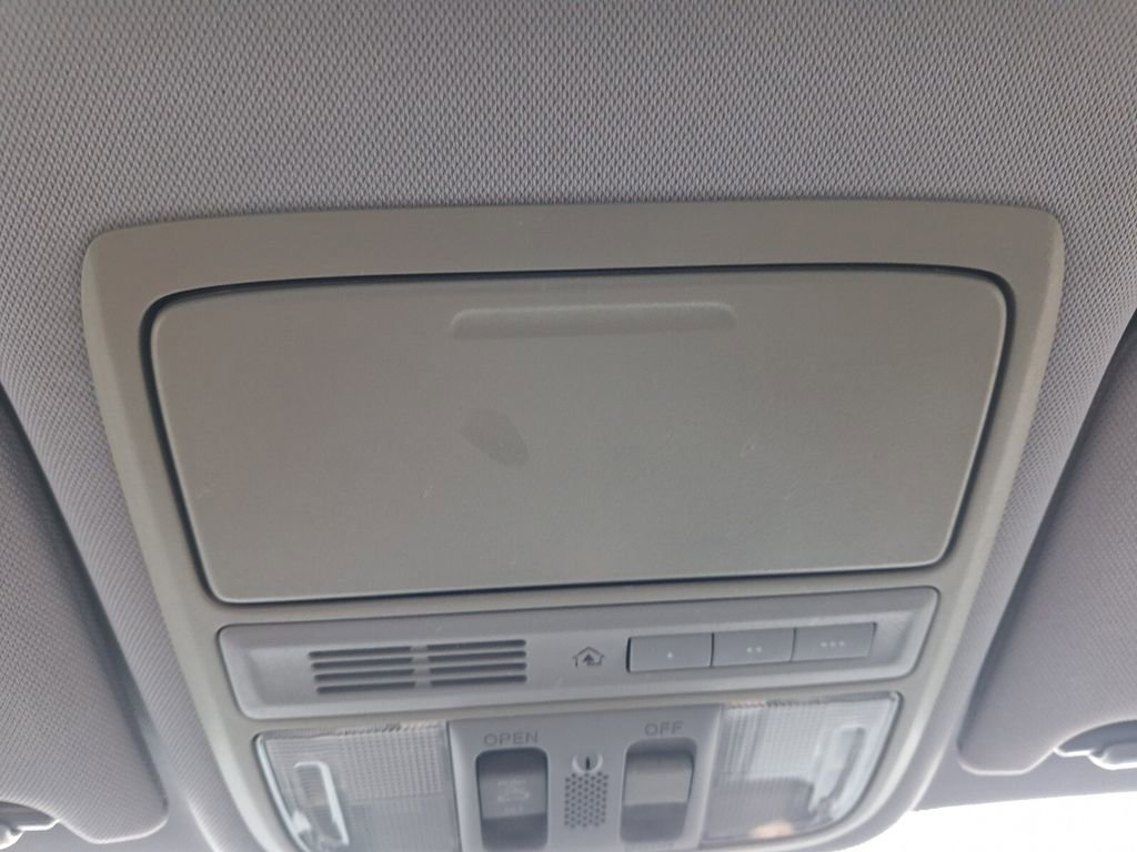 Used 2016 Honda Accord EX image 18