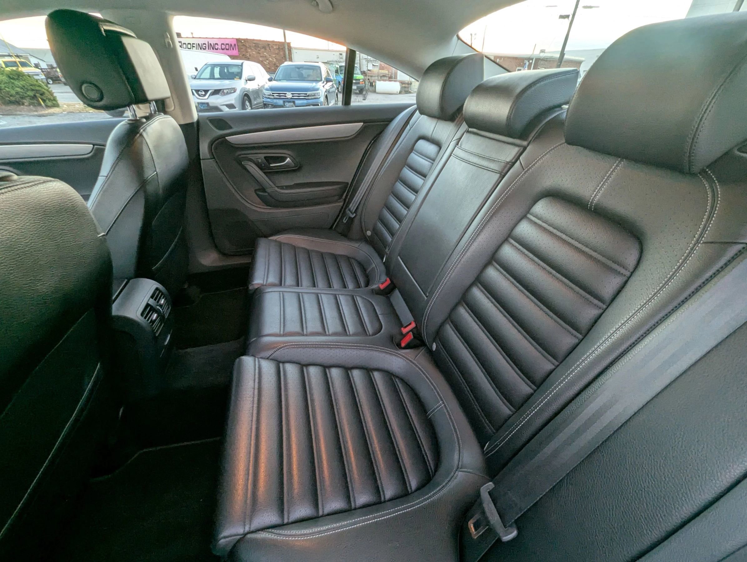 Used 2016 Volkswagen CC R-Line image 16