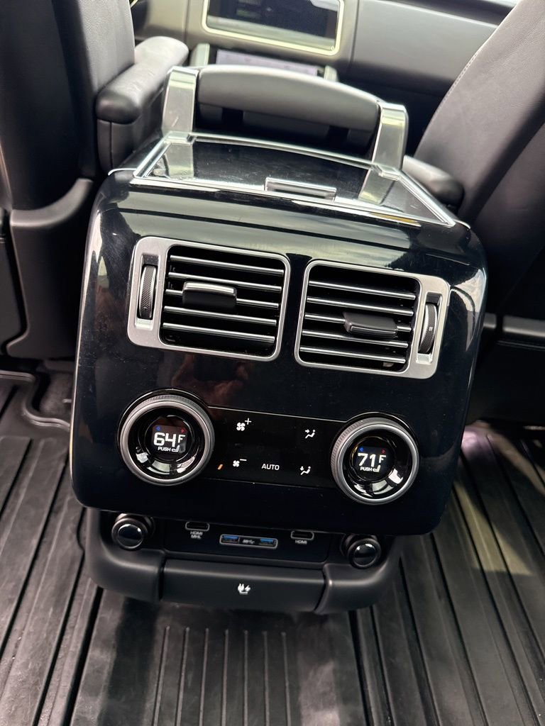 Used 2019 Land Rover Range Rover Long Wheelbase Supercharged image 52