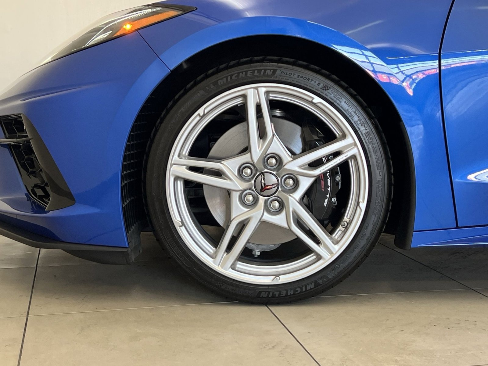 Used 2023 Chevrolet Corvette Stingray Coupe w/ Z51 Performance Package image 11