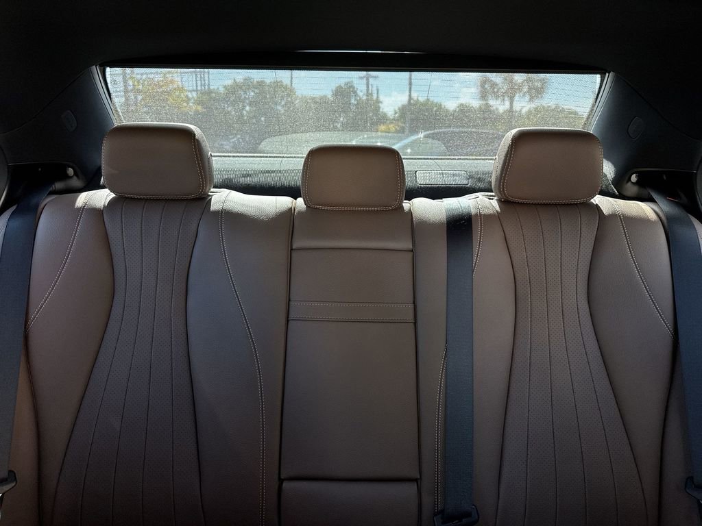 Used 2022 Mercedes-Benz E 350 Sedan w/ Driver Assistance Package image 18