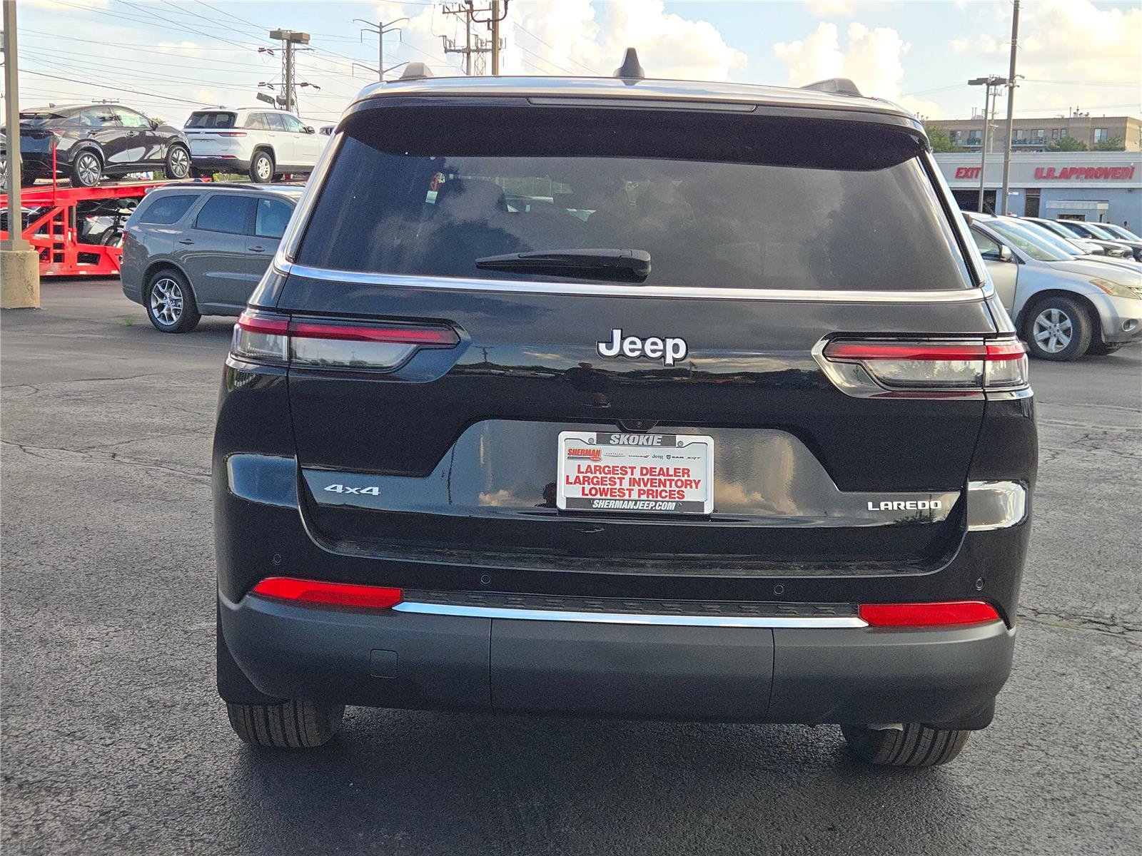 New 2025 Jeep Grand Cherokee L Laredo w/ MOPAR Finishing Package image 15