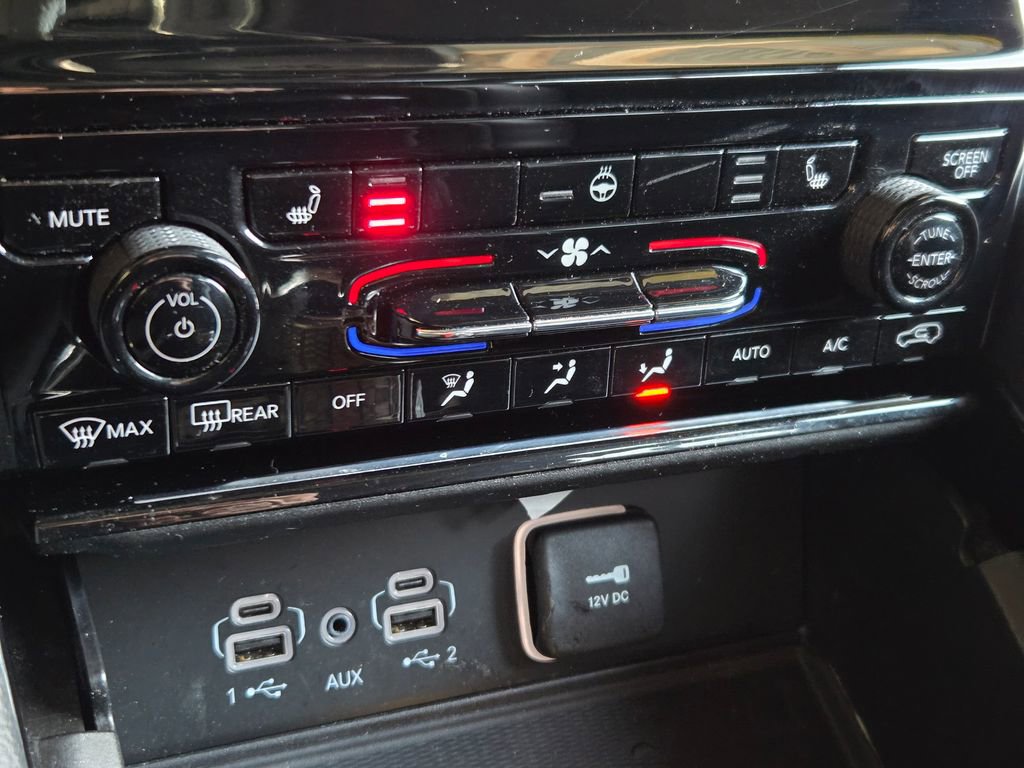 Certified 2023 Jeep Grand Cherokee Altitude image 11