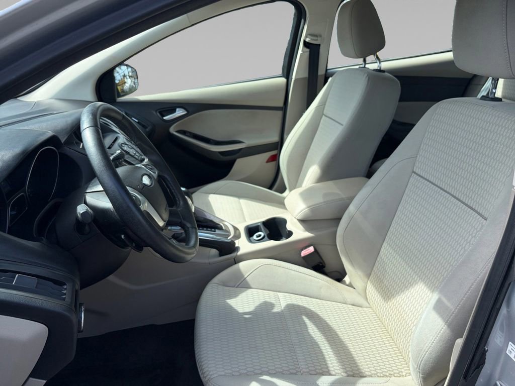 Used 2012 Ford Focus SEL image 9