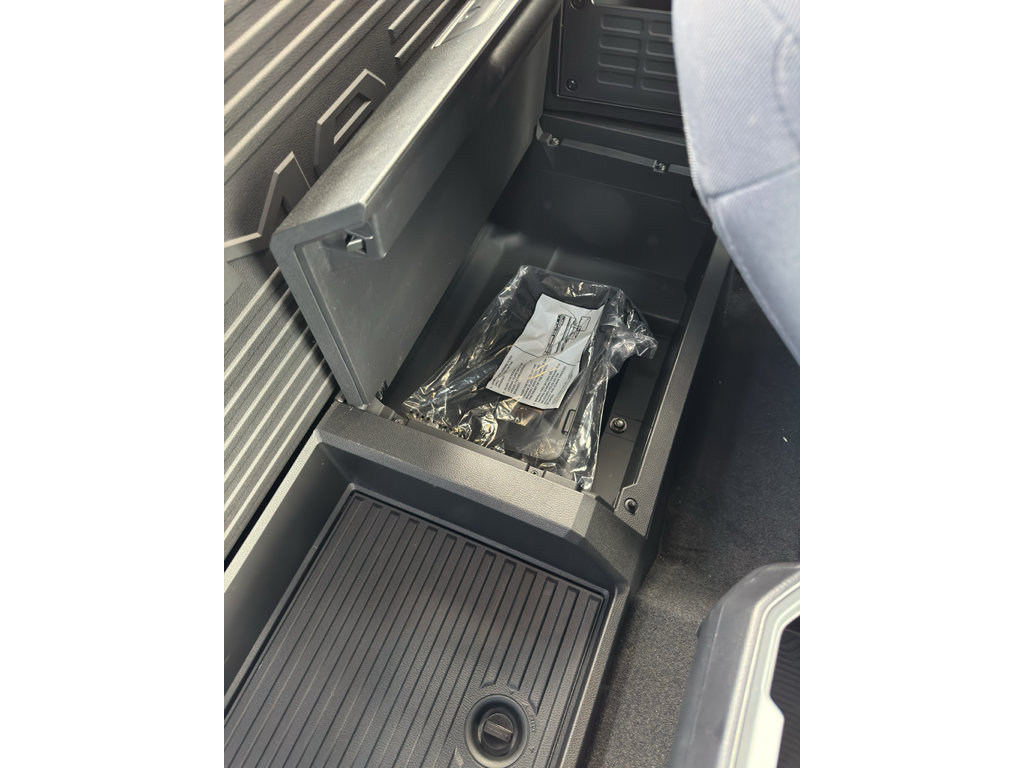 Used 2024 Toyota Tacoma SR w/ Towing Package RWD image 16