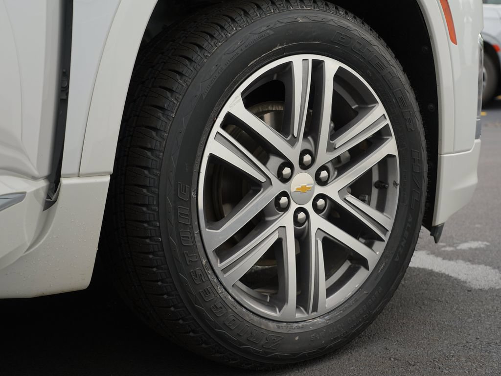 Certified 2023 Chevrolet Traverse High Country AWD/4WD image 35