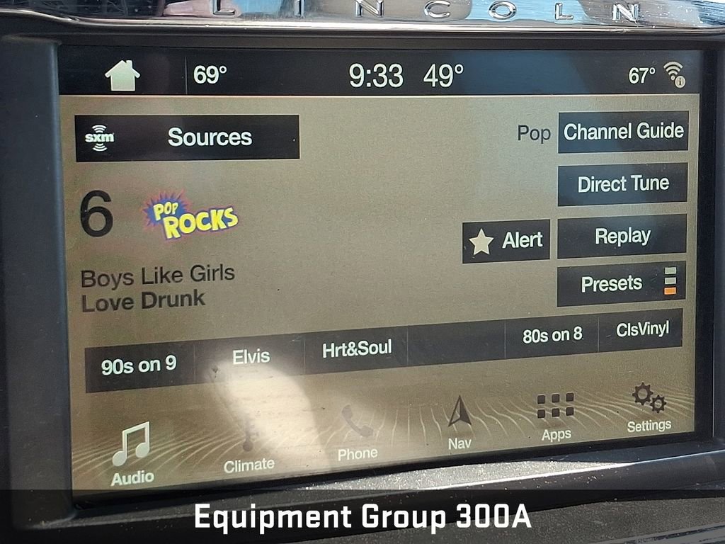 Used 2018 Lincoln Continental Reserve w/ Luxury Package image 17