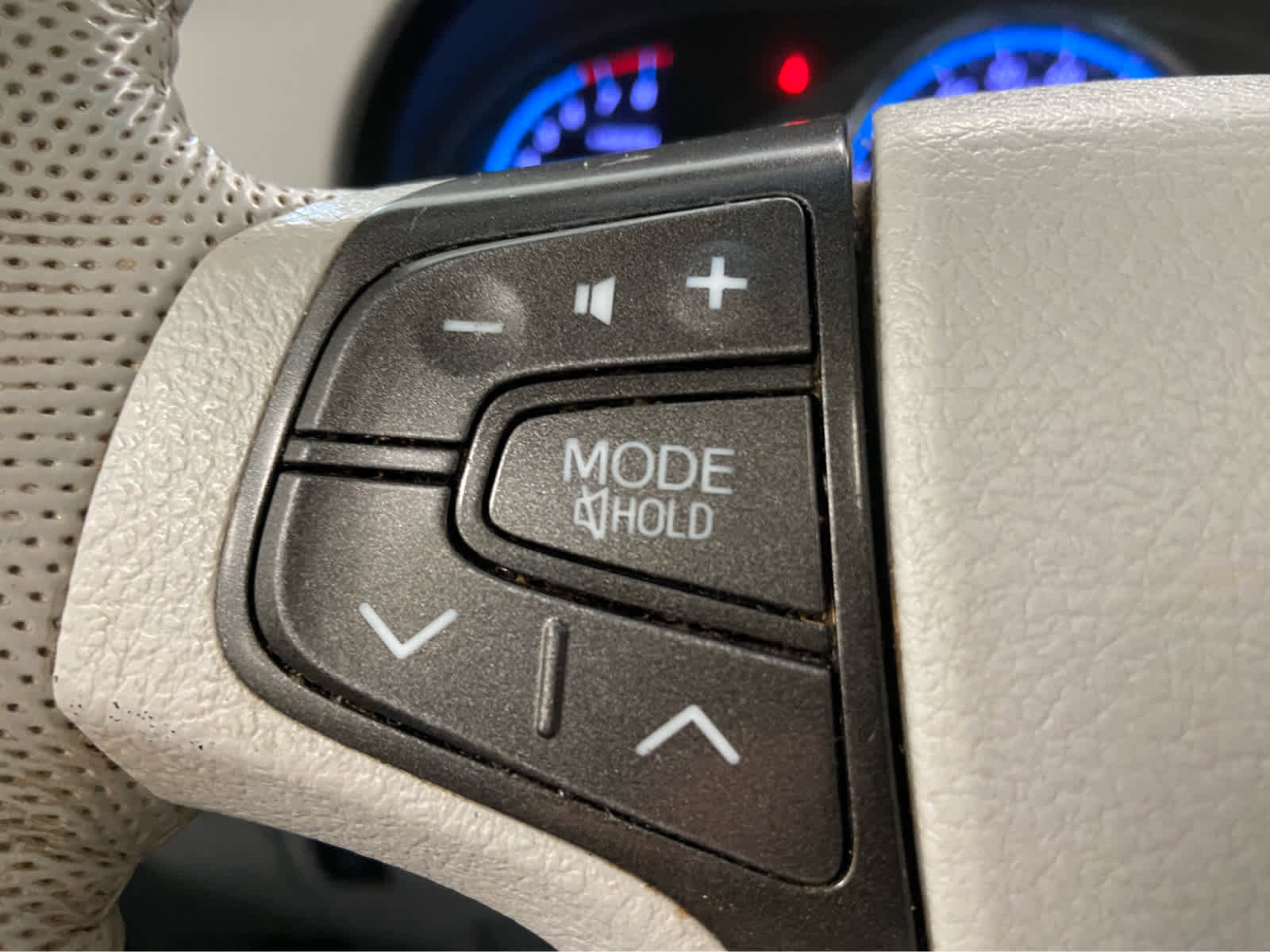 Used 2013 Toyota Sienna XLE FWD image 21
