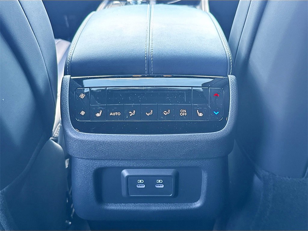 New 2026 INFINITI QX60 Sport w/ Dark Cargo Package image 27