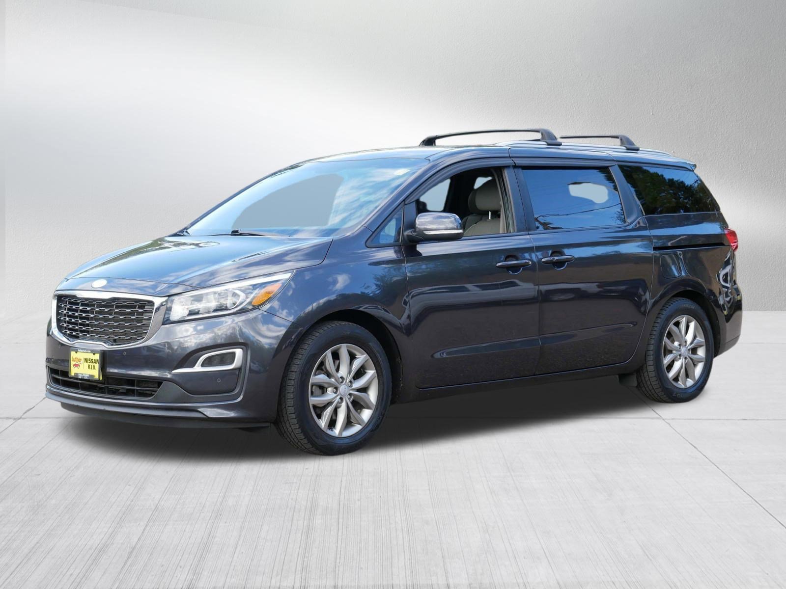 Certified 2019 Kia Sedona EX FWD image 3