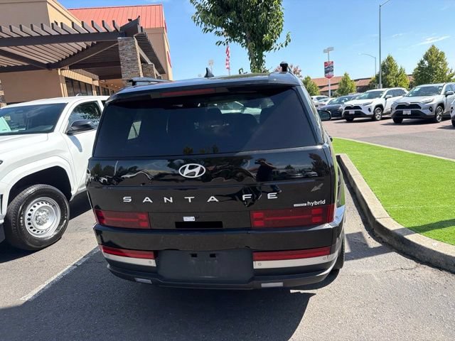 Used 2025 Hyundai Santa Fe Limited AWD/4WD image 13