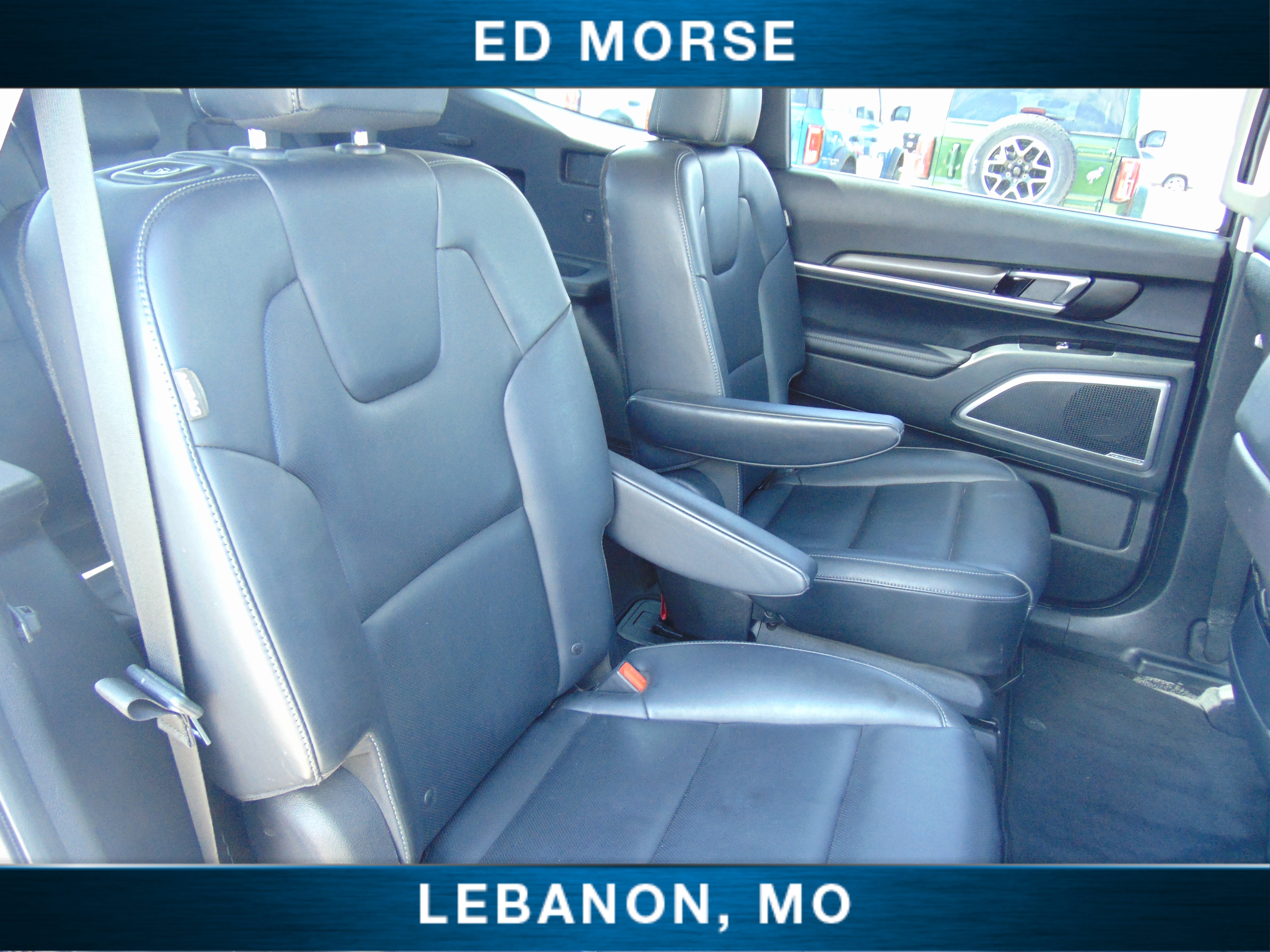 Used 2025 Kia Telluride S AWD/4WD image 13