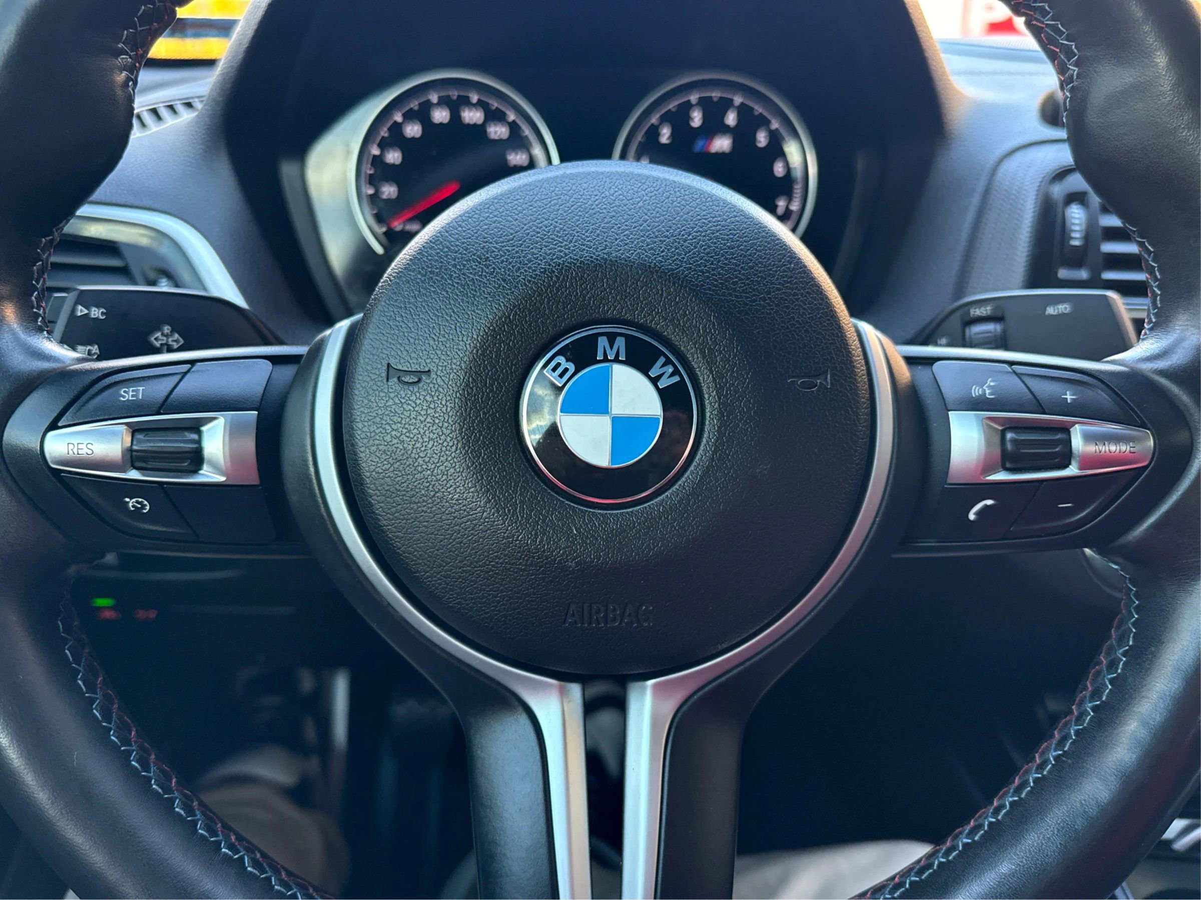 Used 2018 BMW M2 image 18