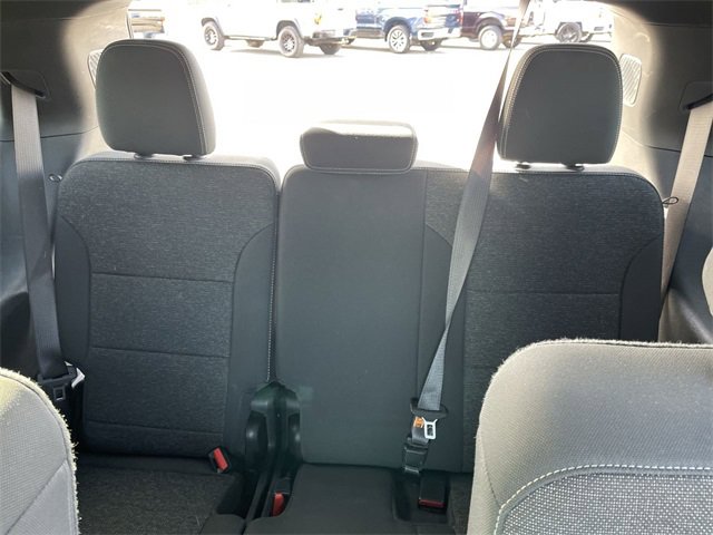 Used 2025 Chevrolet Traverse LT image 23