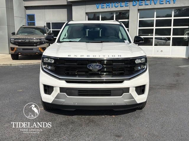 New 2026 Ford Expedition Platinum w/ Platinum Ultimate Package image 2