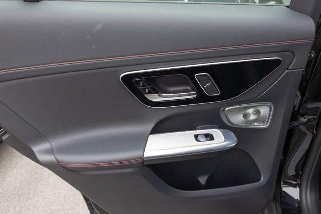 Used 2025 Mercedes-Benz GLC 43 AMG 4MATIC image 16