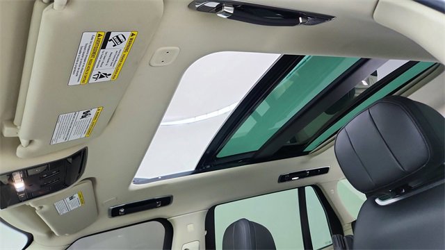 Used 2023 Land Rover Range Rover Long Wheelbase Autobiography image 58