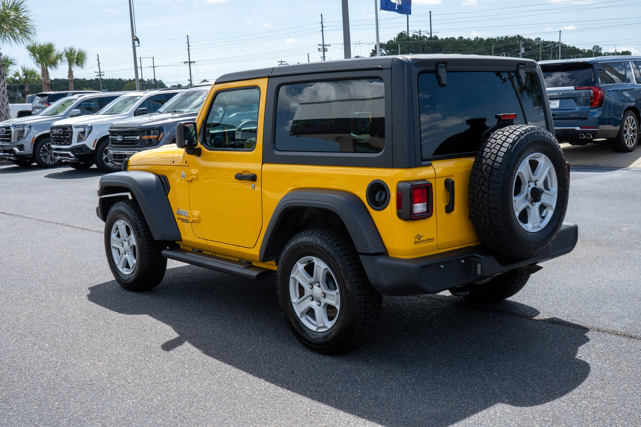 Used 2021 Jeep Wrangler Sport AWD/4WD image 5