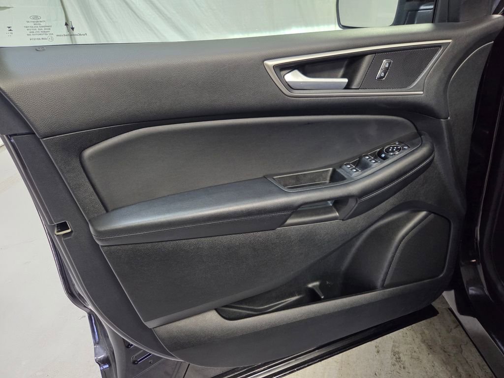 Used 2023 Ford Edge SEL w/ Convenience Package AWD/4WD image 17