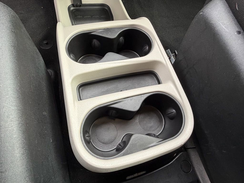 Certified 2022 Chrysler Voyager LX image 29