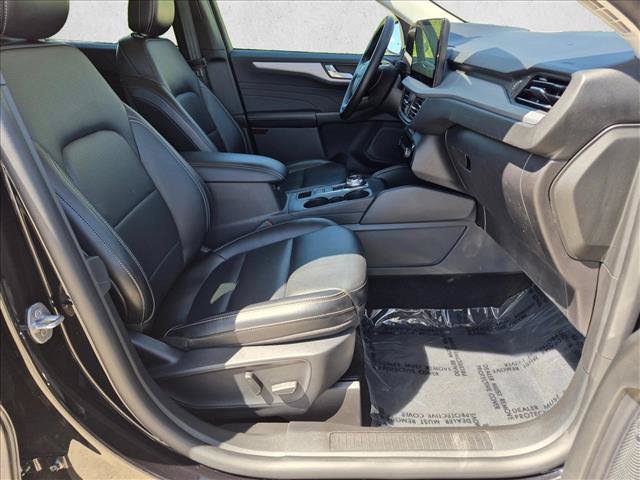 Used 2025 Ford Escape Platinum AWD/4WD image 21